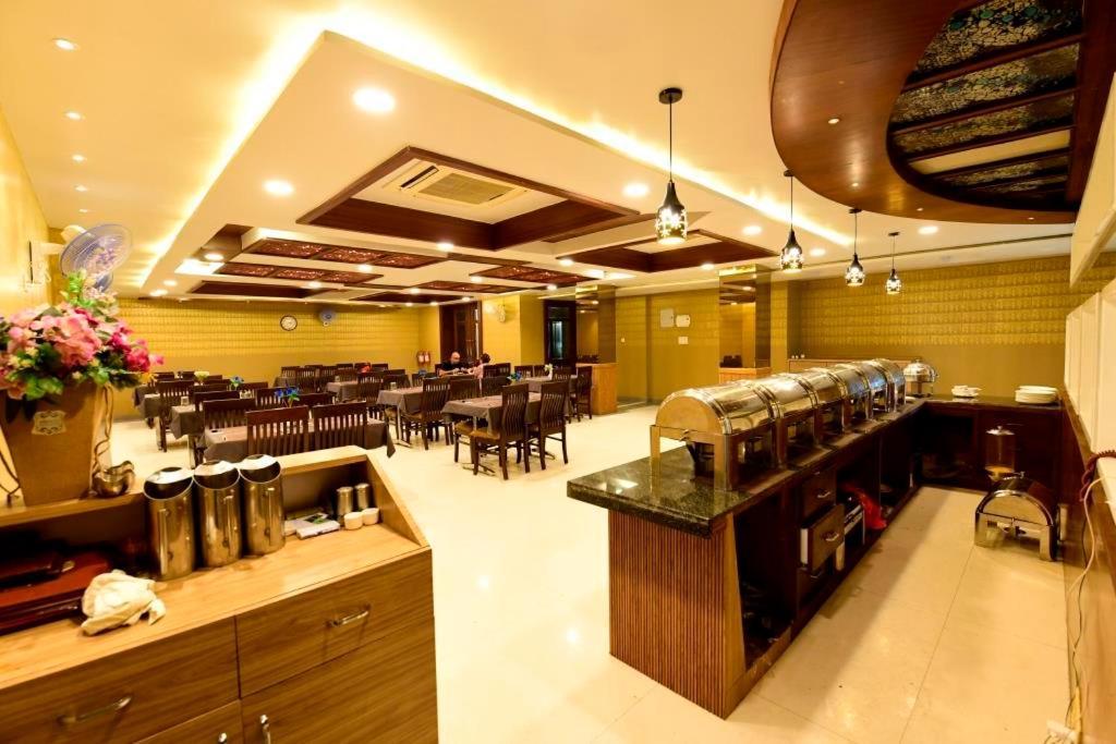 Hotel Jataka Inn Bodh Gaya Extérieur photo