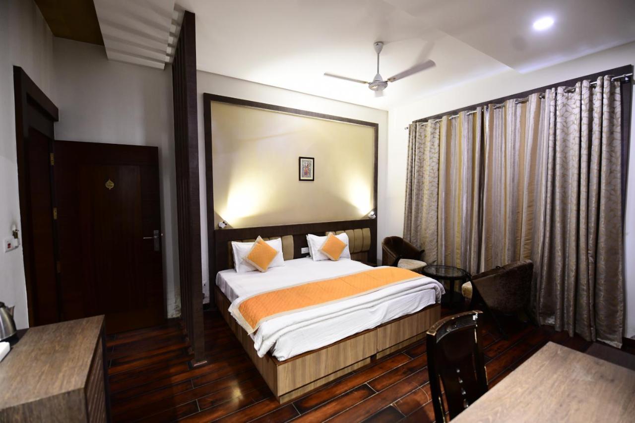Hotel Jataka Inn Bodh Gaya Extérieur photo